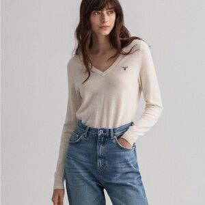 GANT Extrafine Lambswool V-Neck Sweater